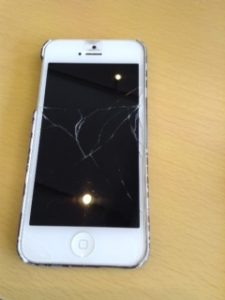 突っ込みどころ満載やで