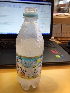 ペットボトルですけど。