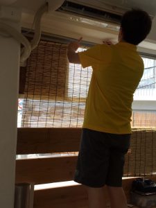 工場長がしるしをつけて