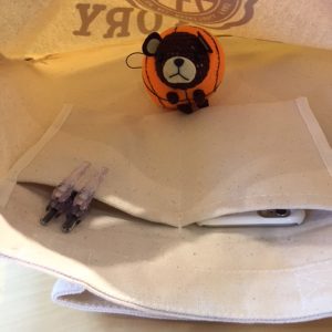 内ぽっけもある。（くまおや携帯＆ペンはついてきません）