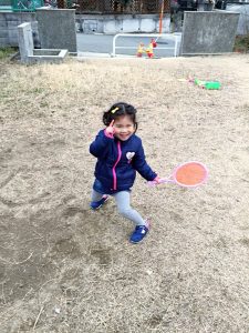 なんやこのポーズ