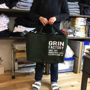 ウェブでも発売！