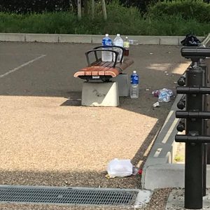 放置されたごみ