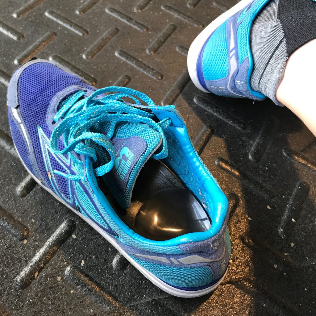 アーチサポートいりビモロシューズ